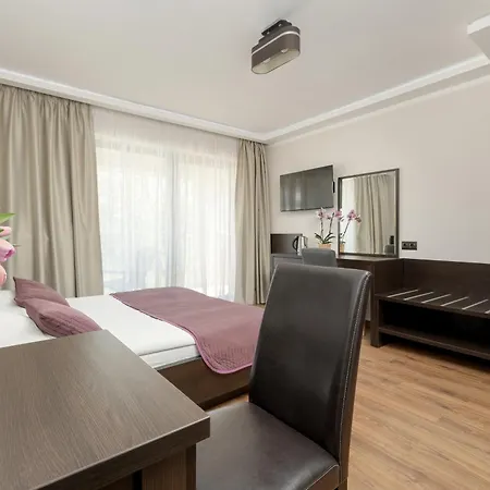 Luna Bed & Breakfast