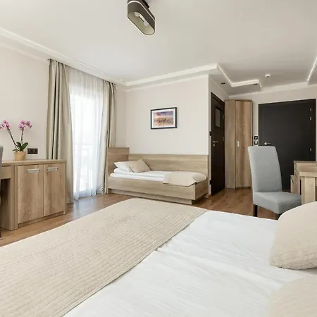 Luna Bed & Breakfast 3*