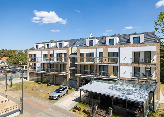 Alojamento de Acomodação e Pequeno-almoço Luna 3*